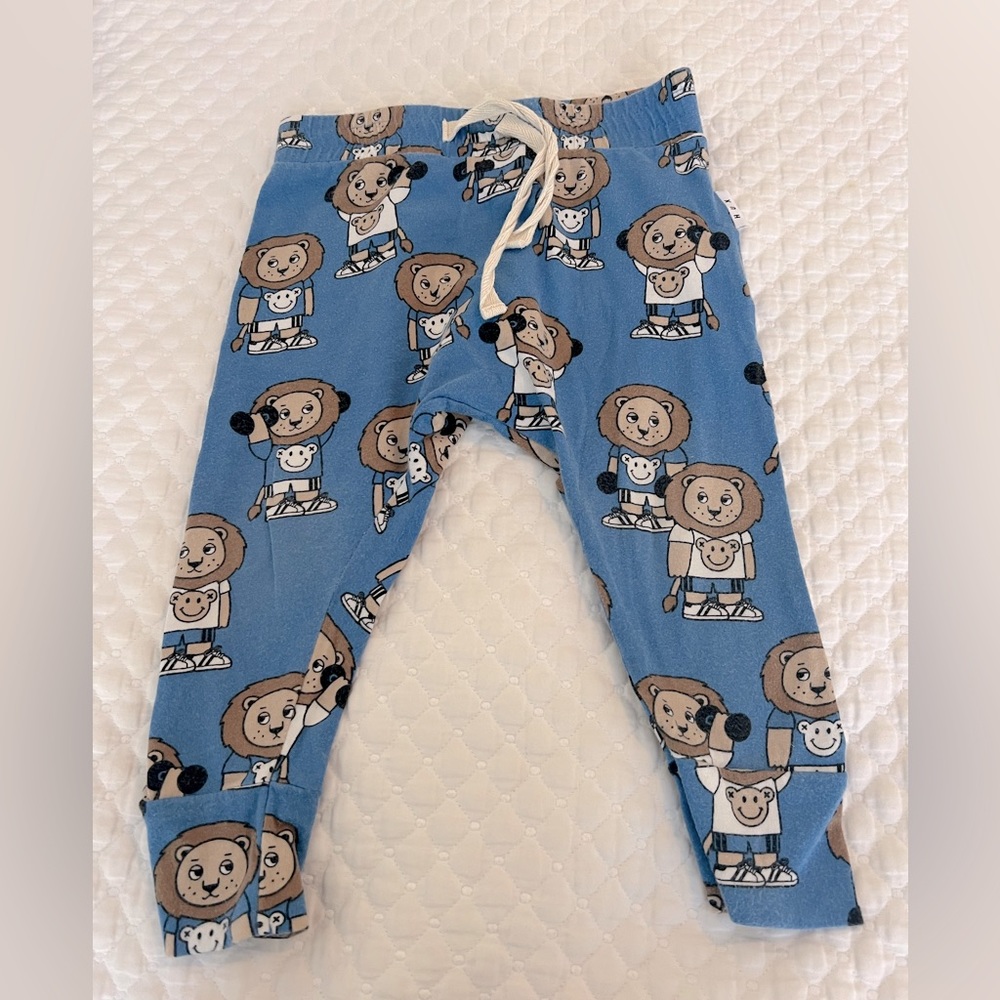 Huxbaby gently used lion pants